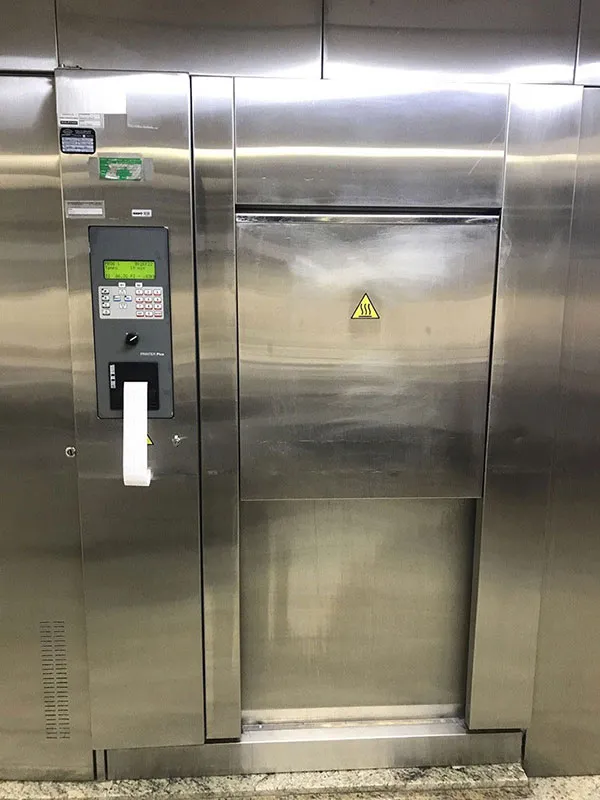 Autoclave microprocessada