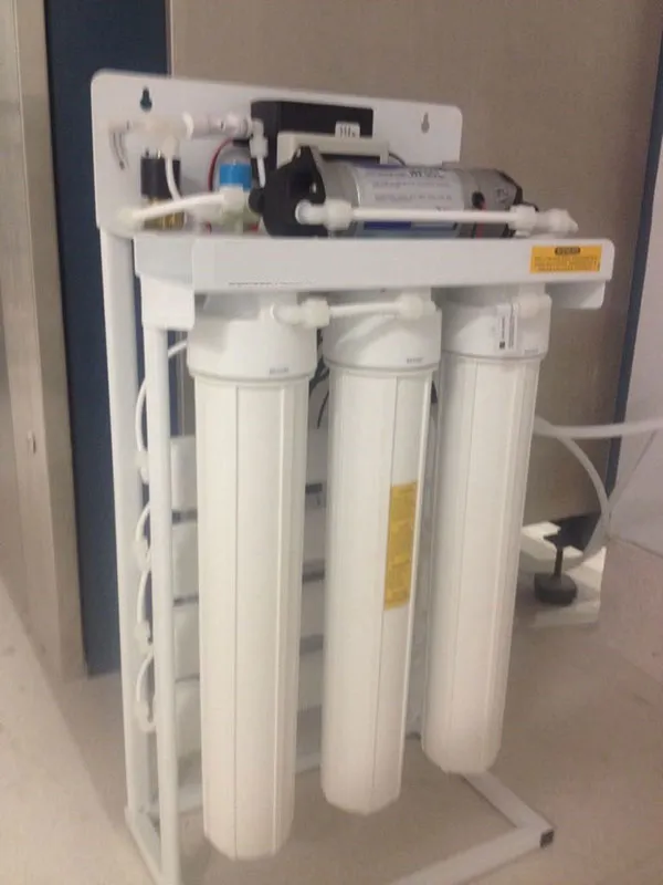 Autoclaves com sistema de osmose reversa