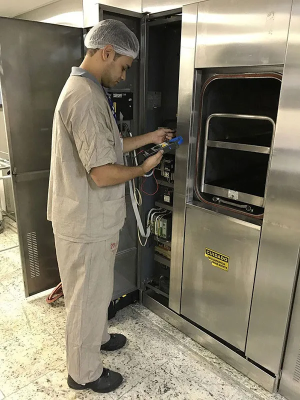 Manutenção de autoclave